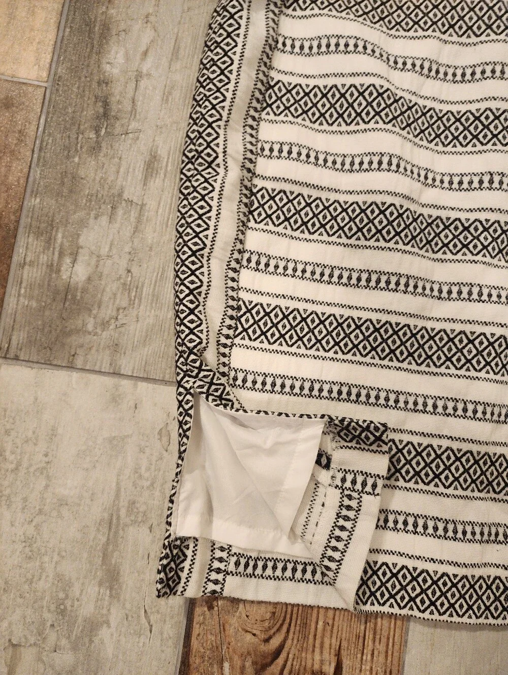 Black and Cream Patterned Throw Blanket - Woven Geometric Design